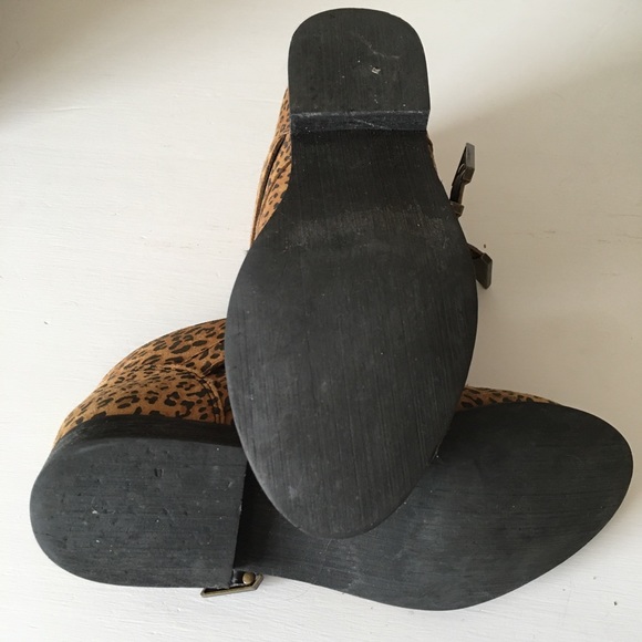 Volcom Getter Cheetah Leather Booties Sz 7 - Picture 8 of 11